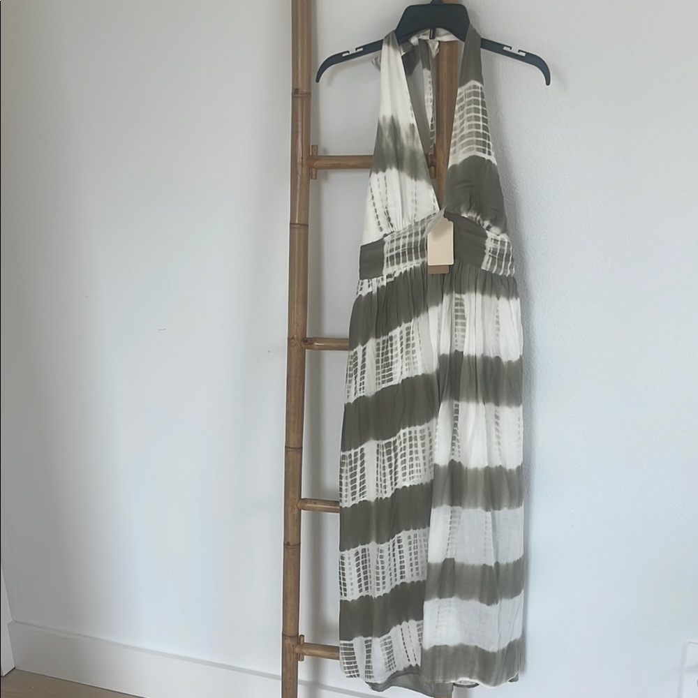 Hem & Thread Green Halter Sleeveless Maxi Sundress
